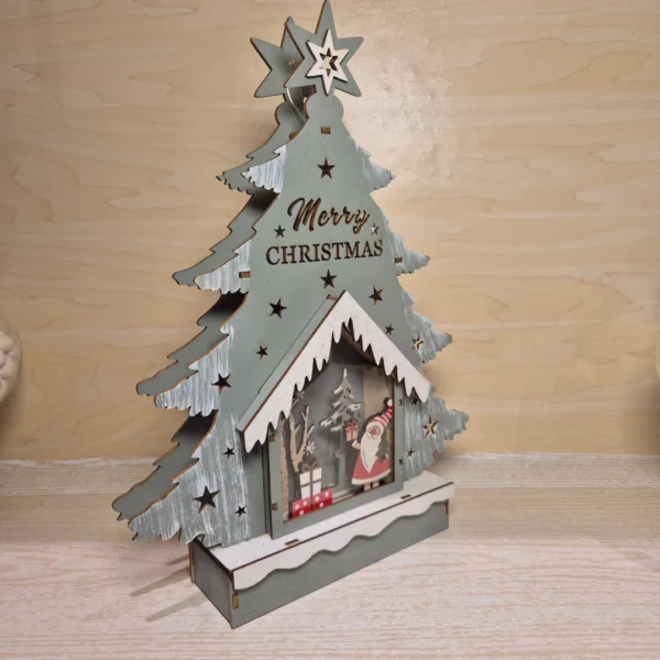 Paesaggio Natalizio con Albero e Luce LED