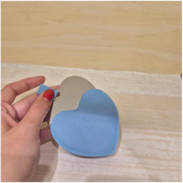 Specchietto da Borsa a Forma di Cuore